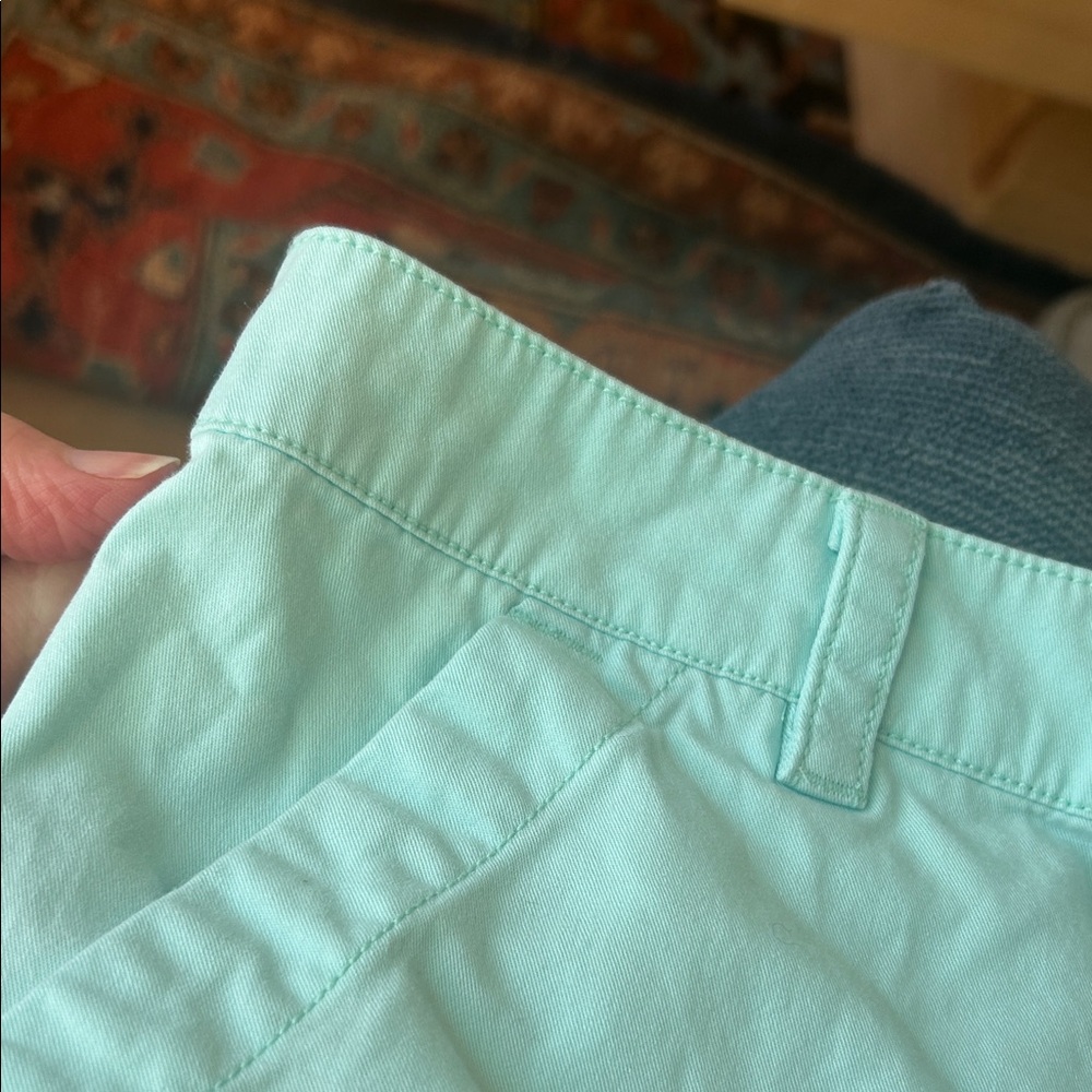 Columbia Women’s Light Aqua Blue/Green Cotton Shorts - Picture 7 of 7